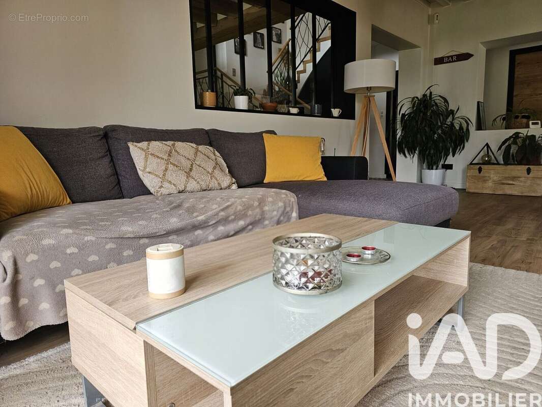 Photo 8 - Maison à MONTCEAU-LES-MINES