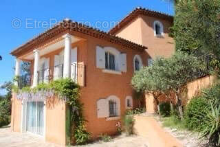 Maison à FREJUS