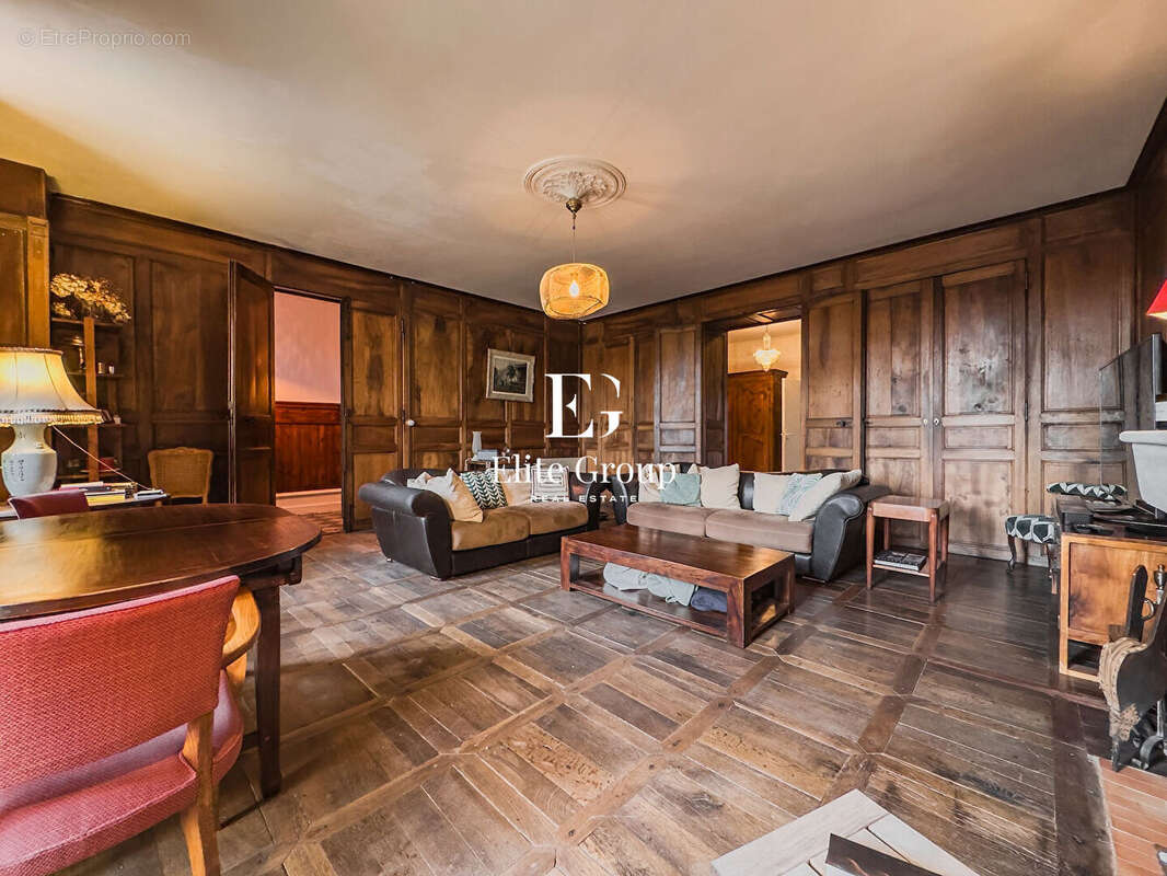 Maison à CHATEAUNEUF-SUR-CHARENTE