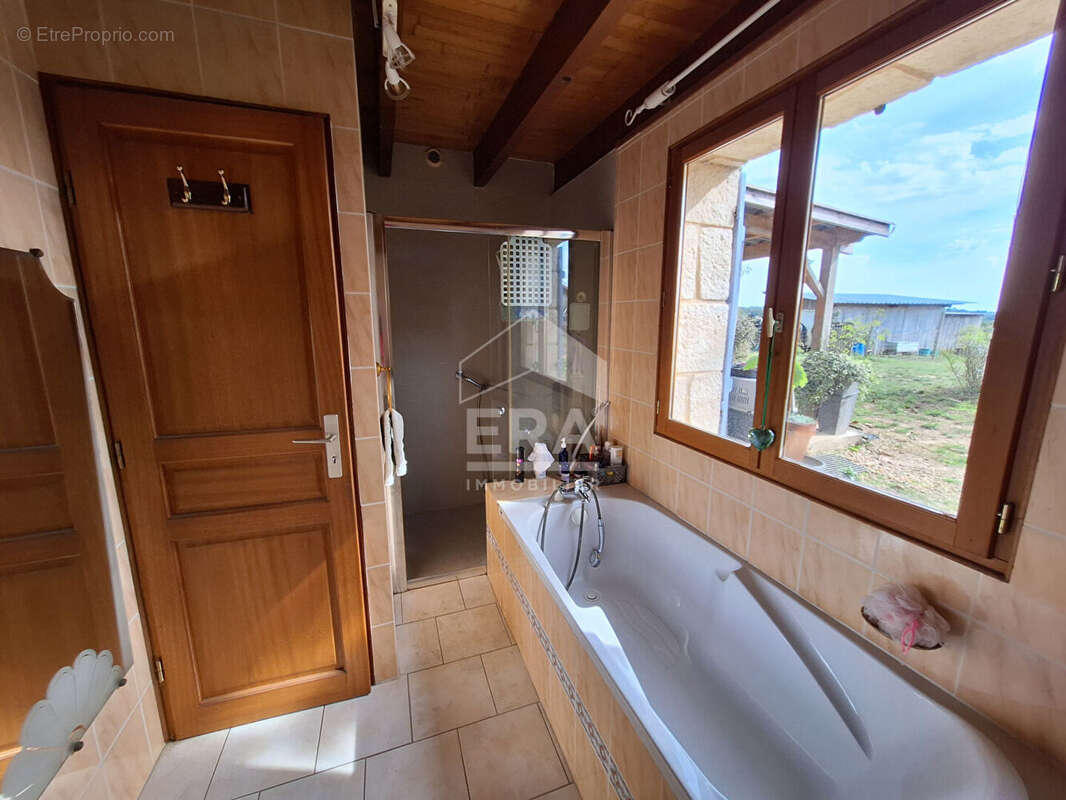 Maison 128m² à montpon-ménestérol - photo 9