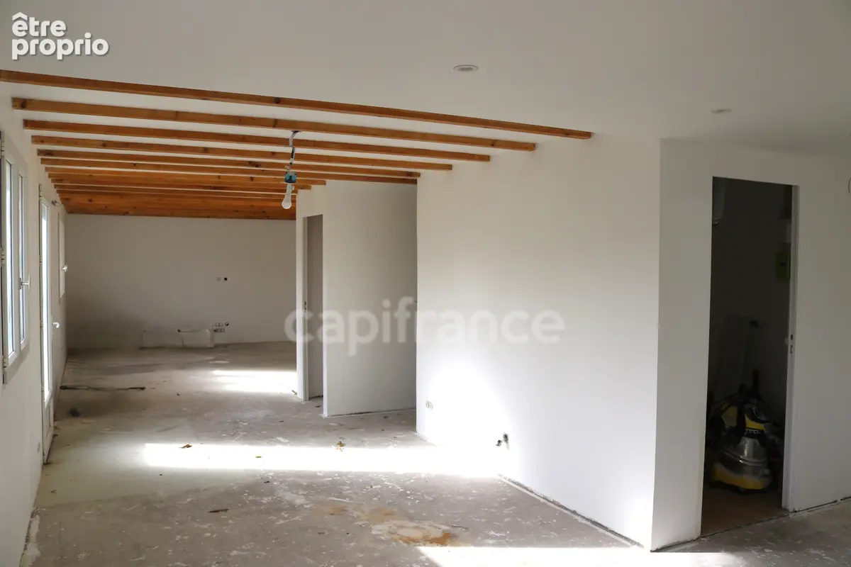 EXCLUSIVITE Longère de 177 m2 en pierres à vendre, 7 pièces GUENGAT (29) terrain de 1359 m2, rénovée - photo 8