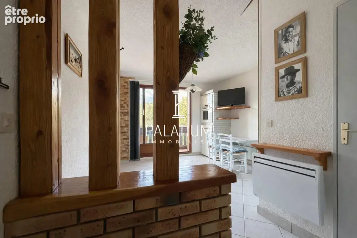 Appartement avec loggia et vue imprenable sur les montagnes - photo 4