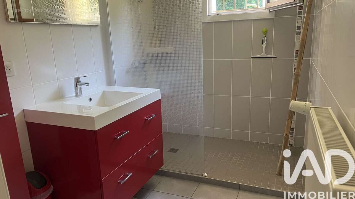 Photo 8 - Maison à PONT-DE-ROIDE