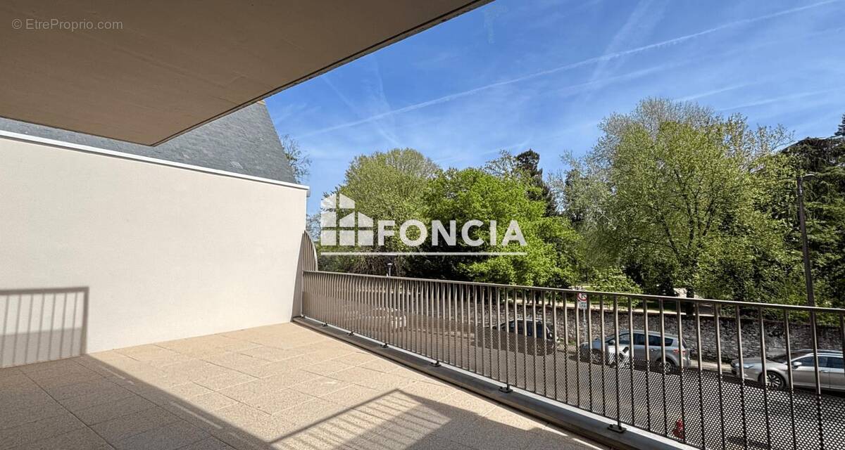 Appartement à LA RICHE