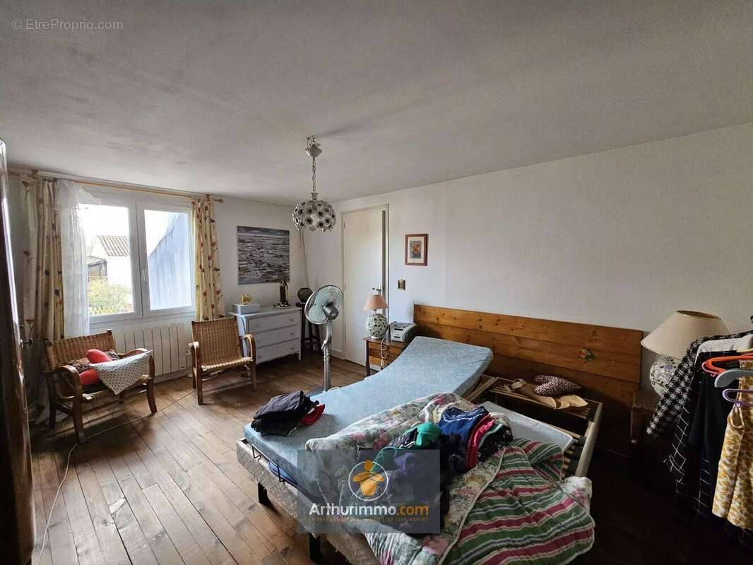 Maison à LA GREVE-SUR-MIGNON