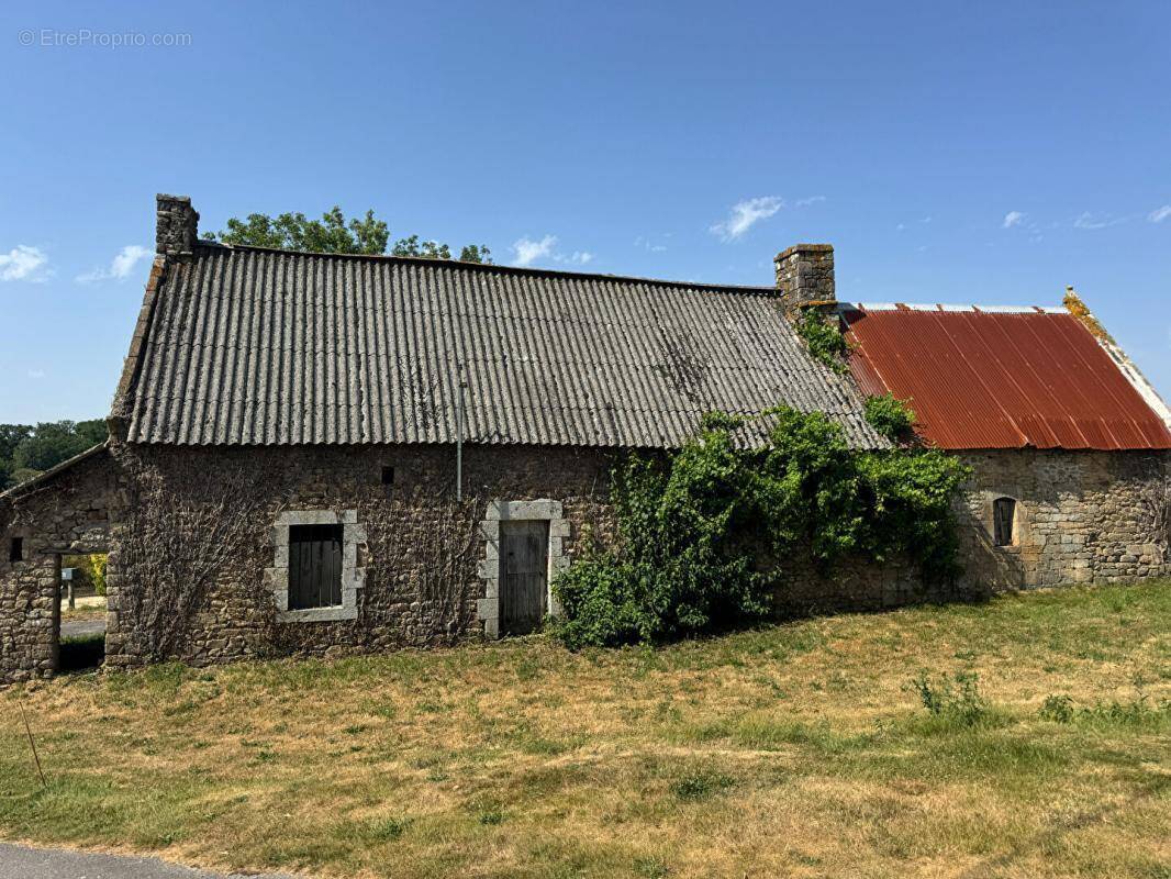 Maison à PLUVIGNER