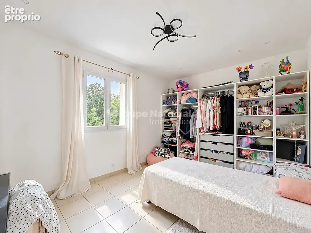 Maison Bagnols En Foret 4 pièce(s) 114 M2 - photo 8