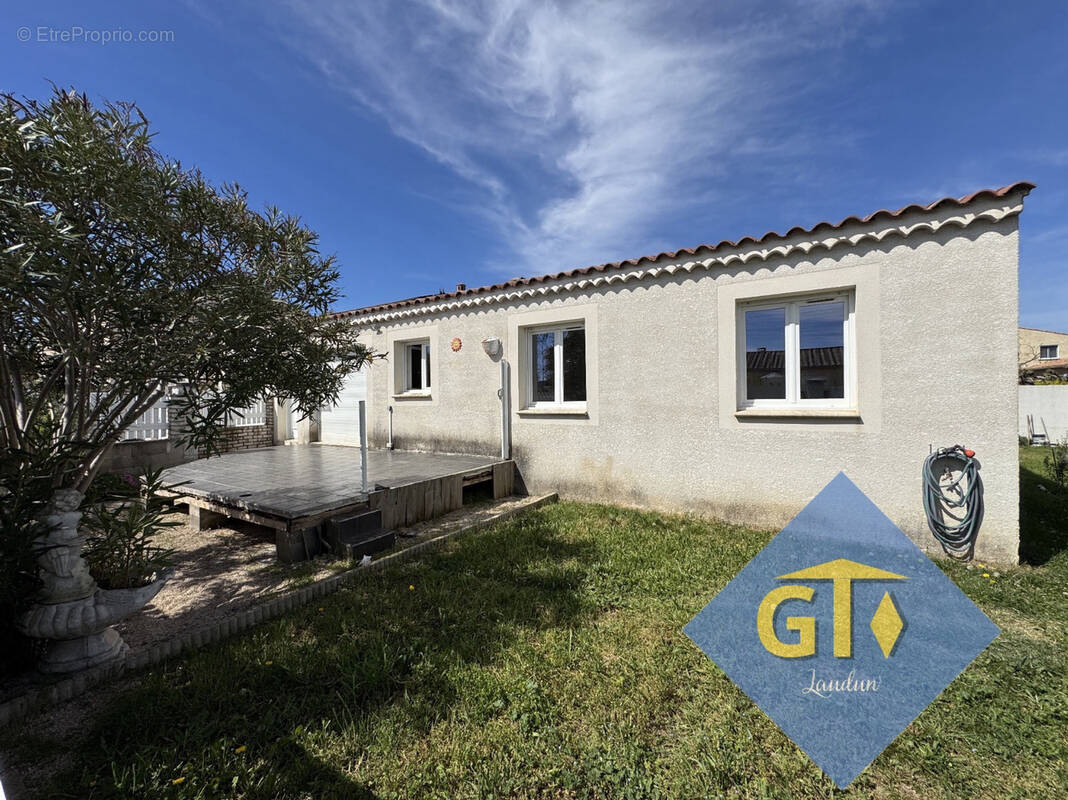 Maison à SAINT-PAUL-LES-FONTS