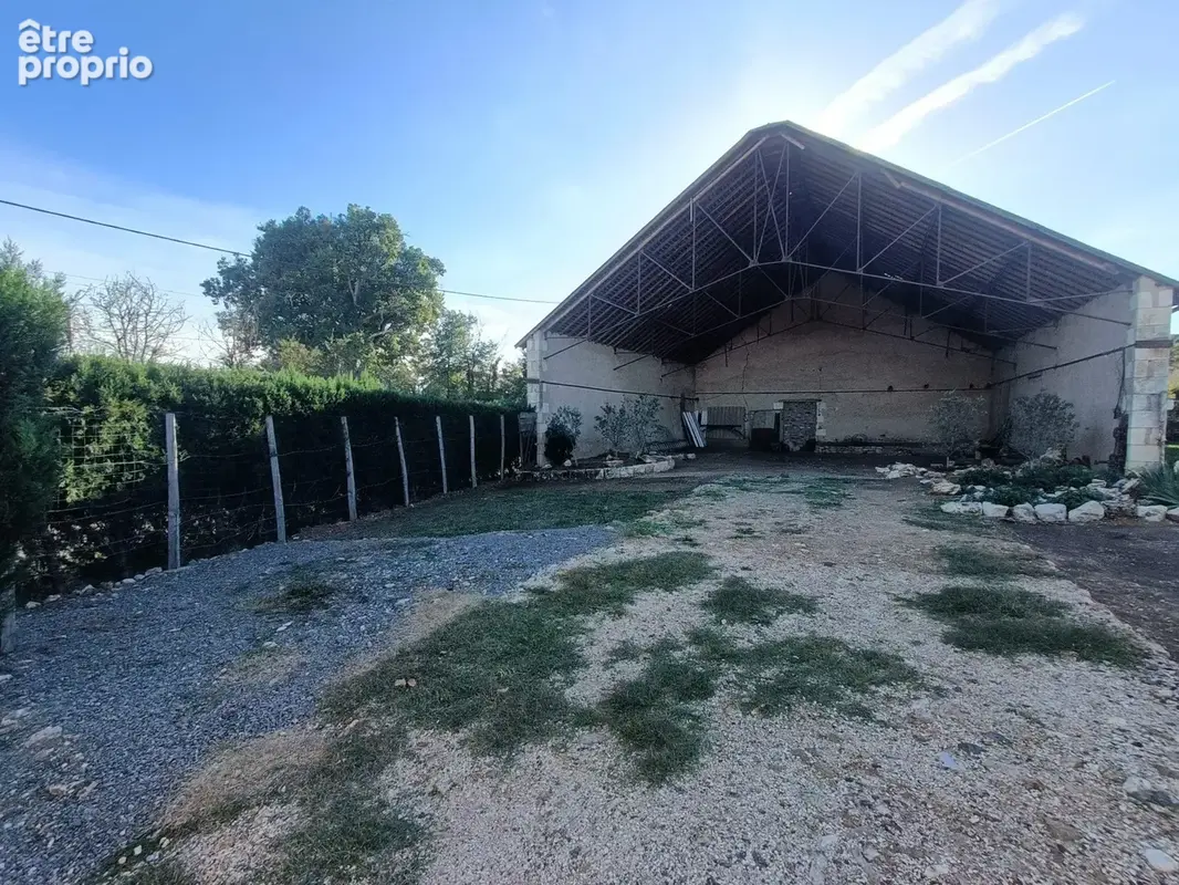 Maison 1 pièce 200 m² à vendre à Sainte-Radegonde (86300) - photo 6