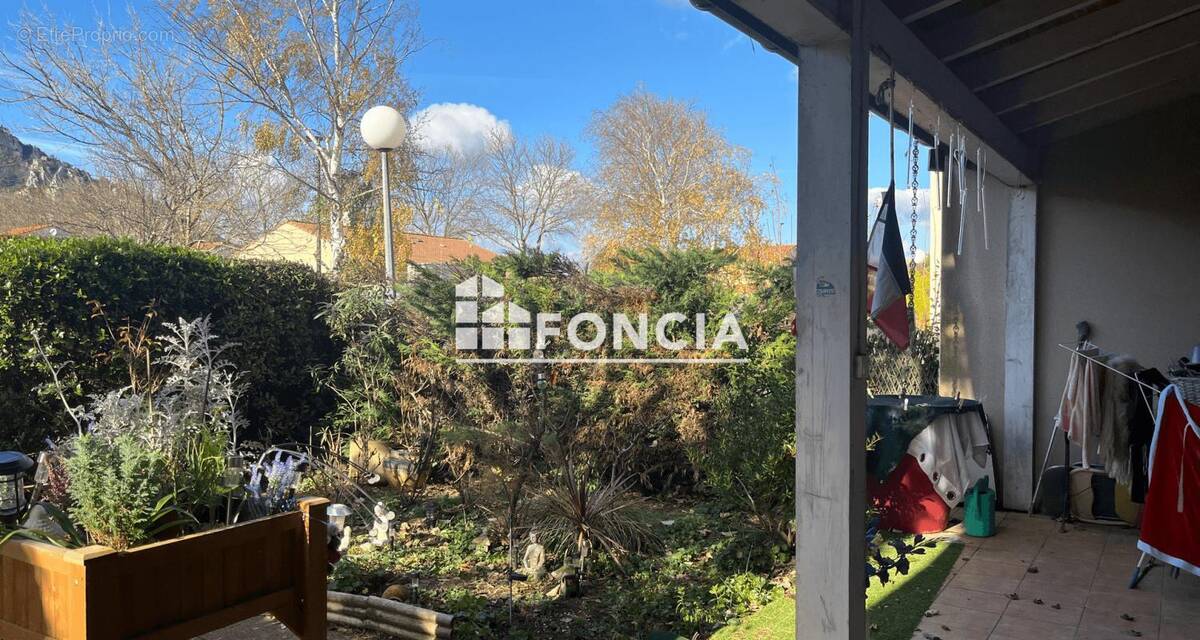 Appartement à GUILHERAND-GRANGES