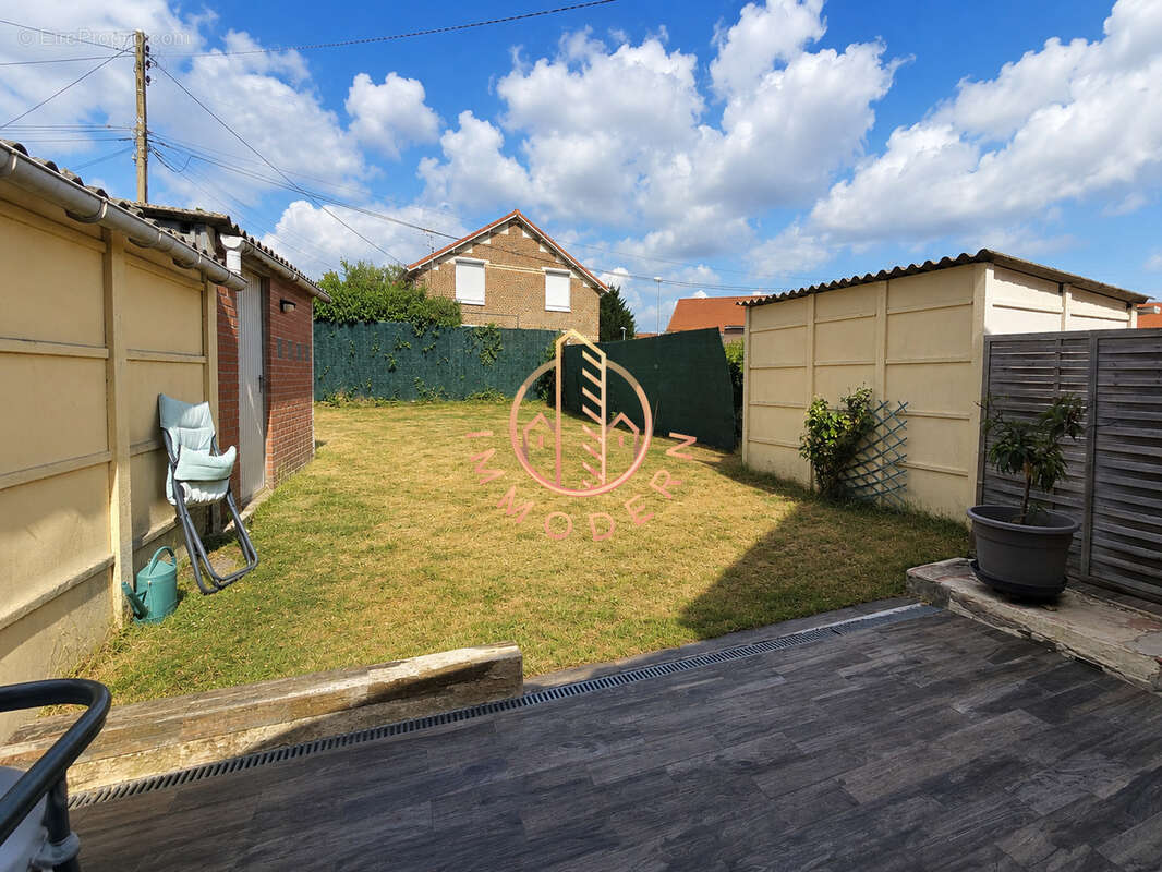 Maison 2 chambres, jardin, garage, allée de stationnement de 97m2 - photo 5