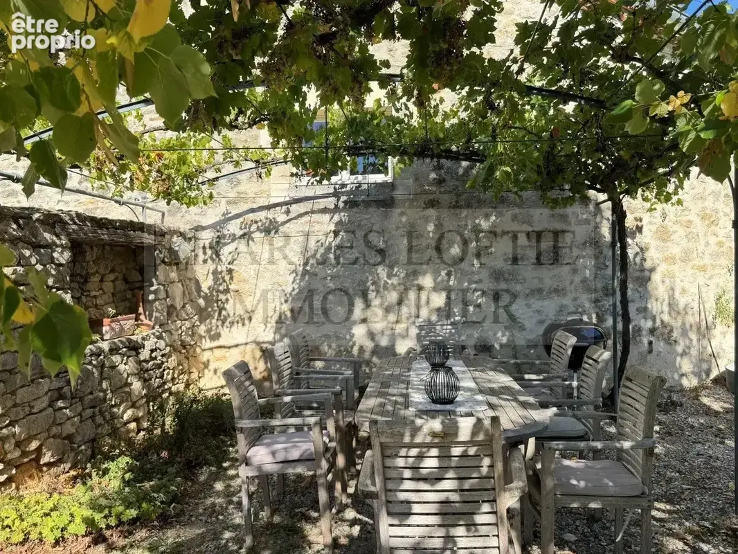 Propriété de caractère au cœur de 17 hectares de nature, avec maison principale, gîtes et piscine - photo 26