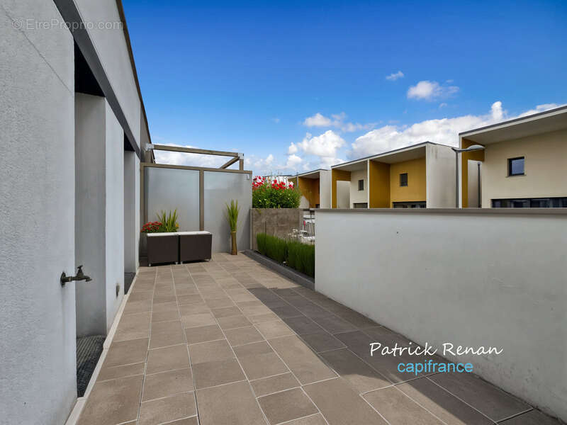 Maison à SAINT-CYR-L'ECOLE