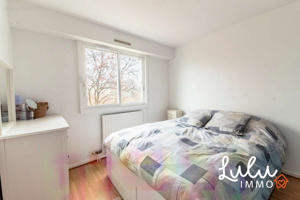 Champagne-au-mont-d'or - Appartement T3 72m2 Avec Deux Balcons  - photo 6