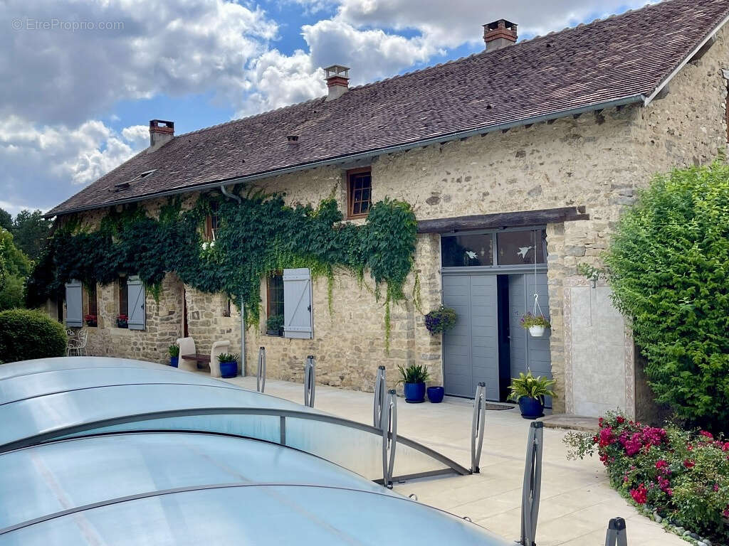 Maison à VEZELAY