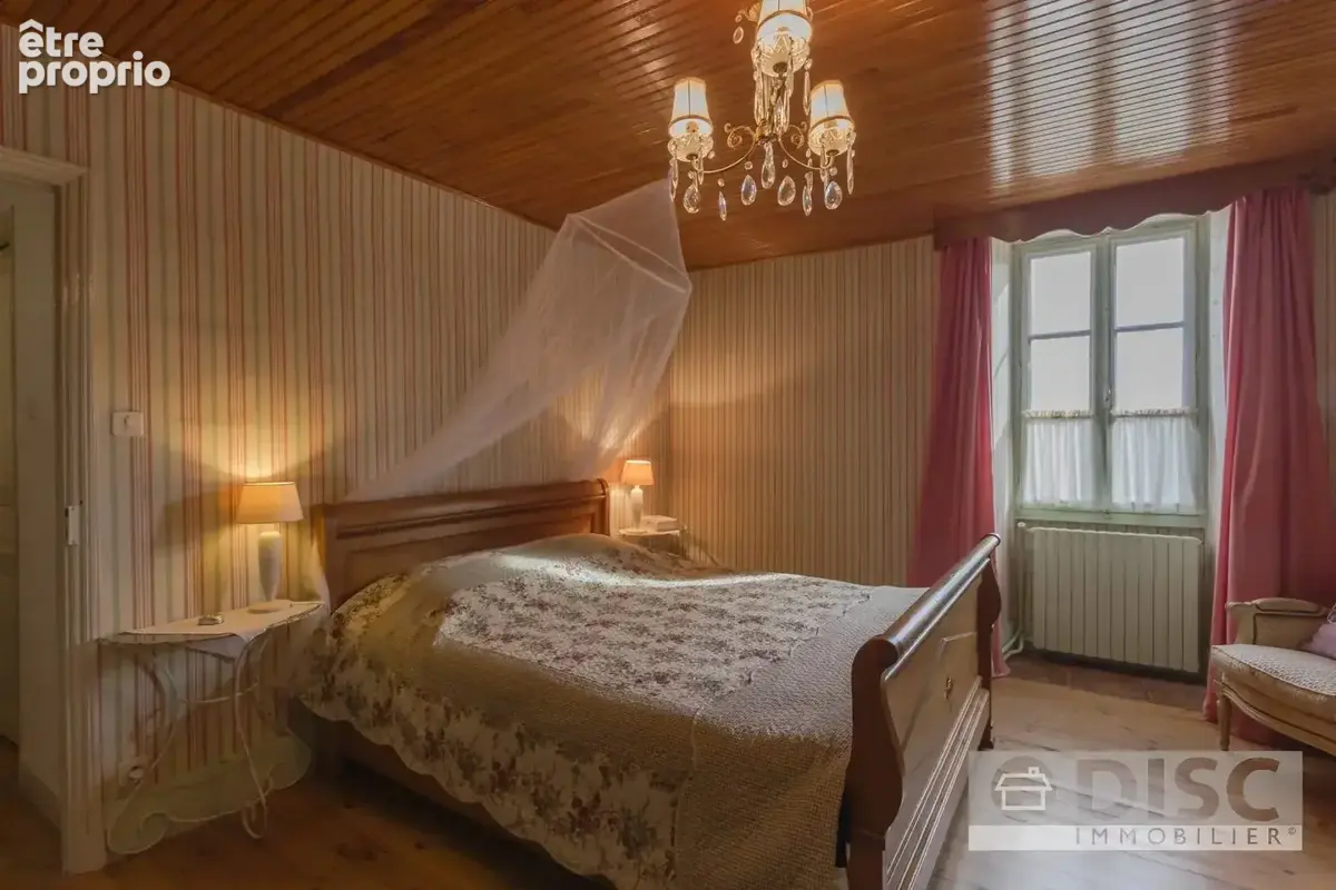 Maison avec appartement indépendant, grand jardin et dépendances. - photo 9