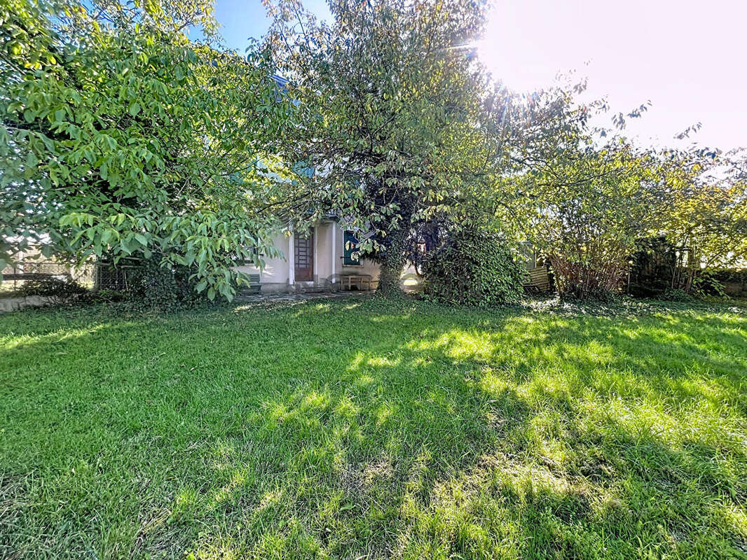 Maison à LIMEIL-BREVANNES