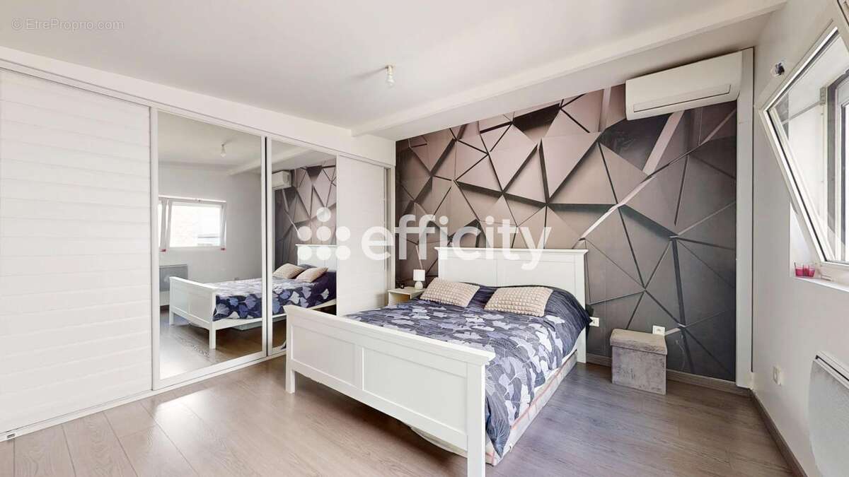 Maison à VILLEURBANNE