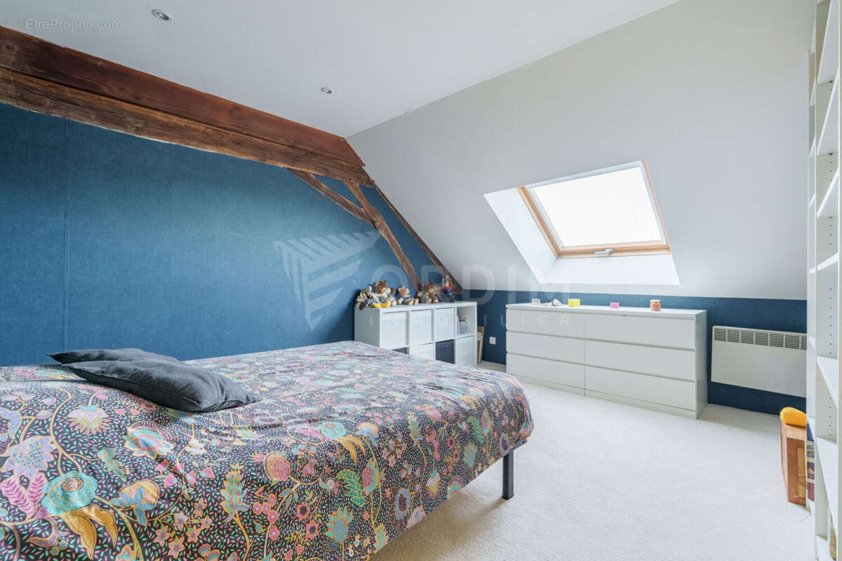 Maison à EGRISELLES-LE-BOCAGE