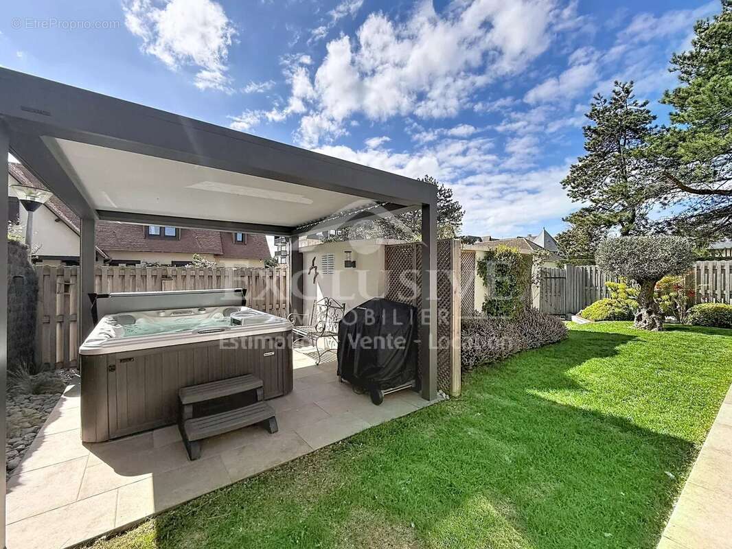 Maison à TOURGEVILLE