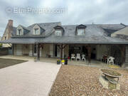 Maison à CANDES-SAINT-MARTIN