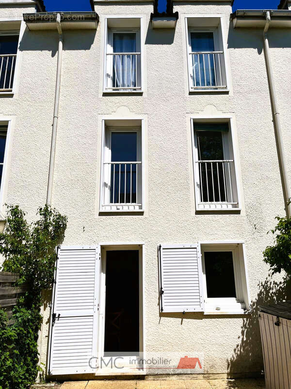 Maison à CHARTRES