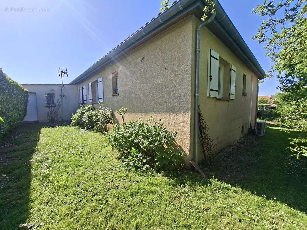 Maison à REALMONT