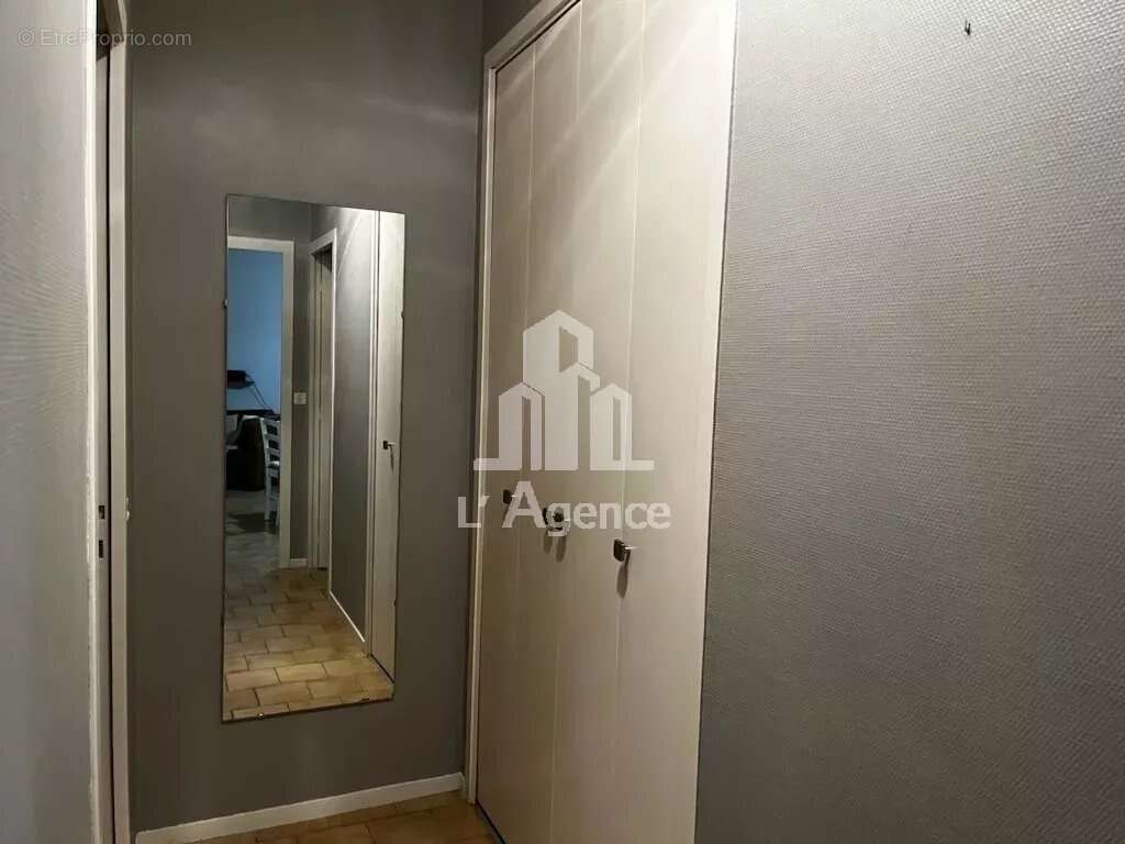 Appartement à VAUX-SUR-MER