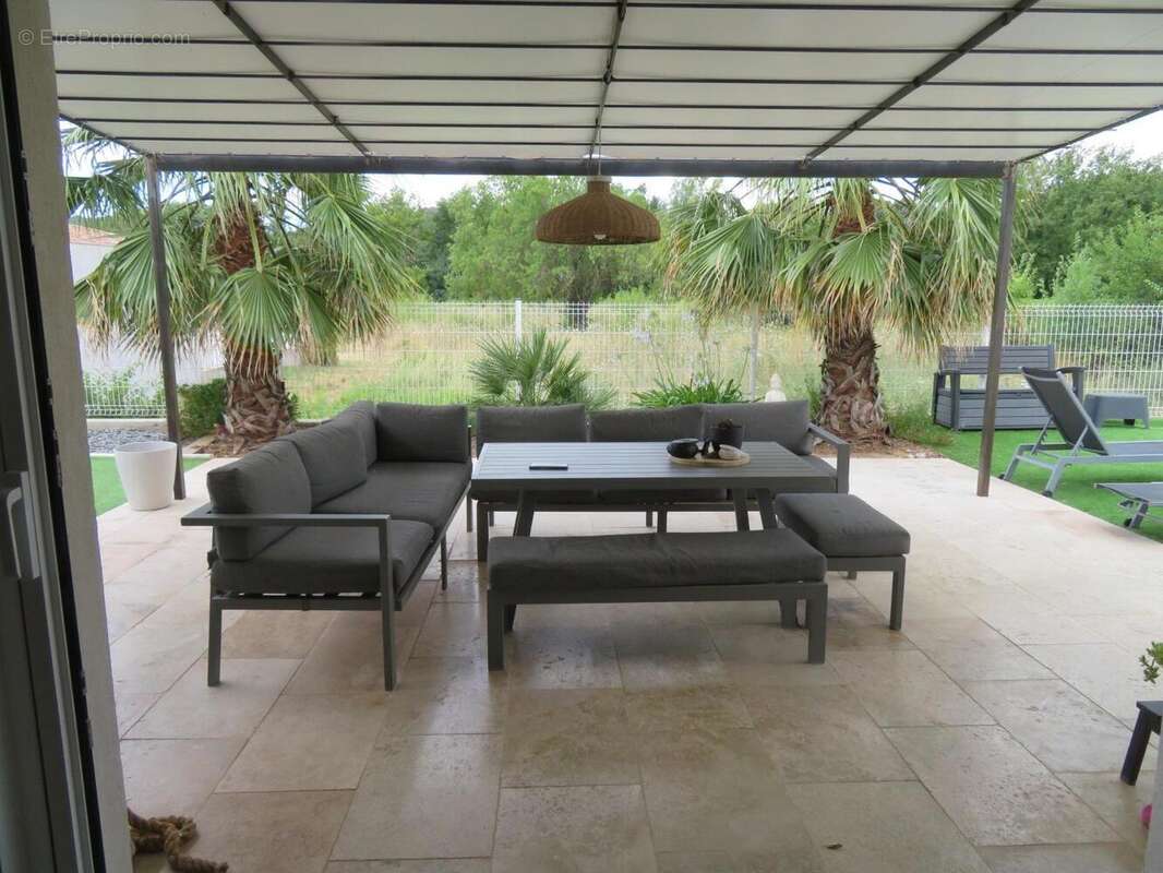   - Maison à DRAGUIGNAN