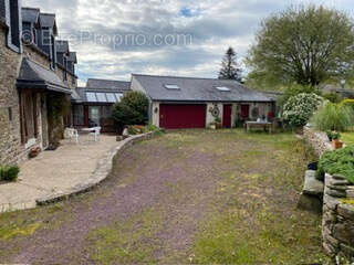 Maison à PLOUEZEC