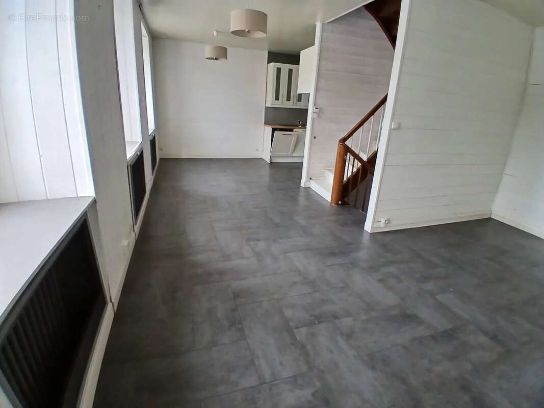 Maison à Guingamp  - photo 3