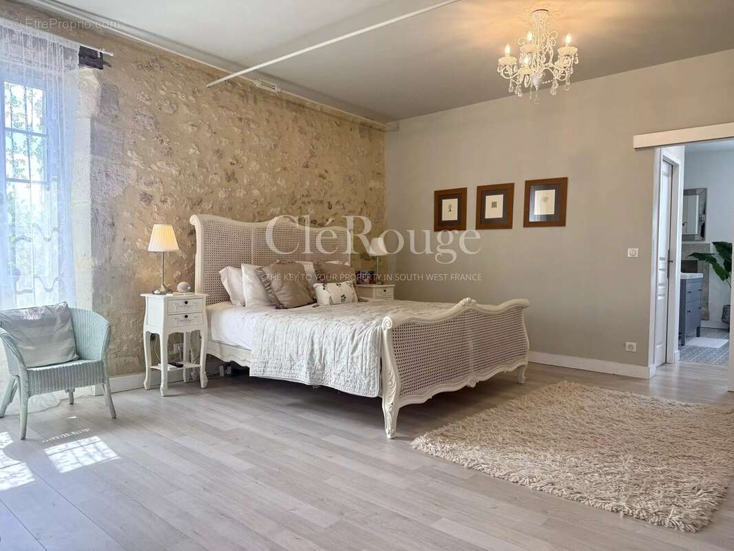 Maison à EYMET