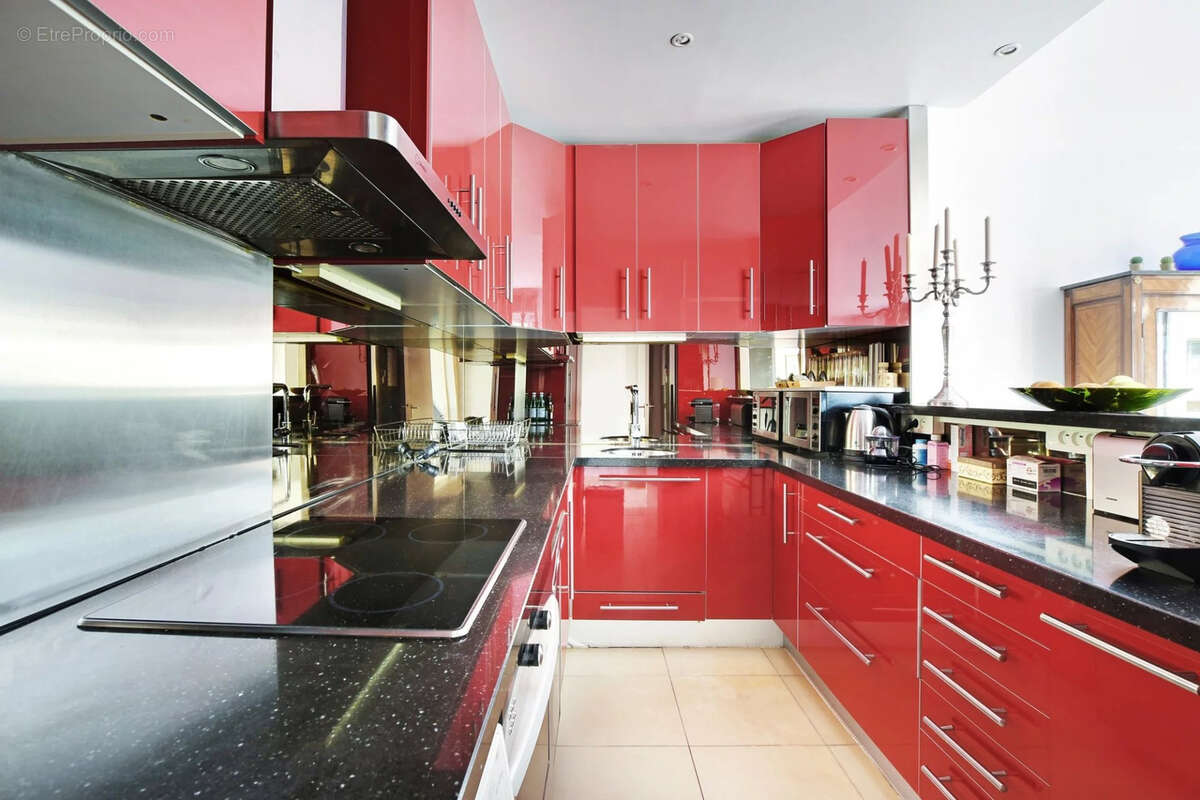 Appartement à PARIS-7E
