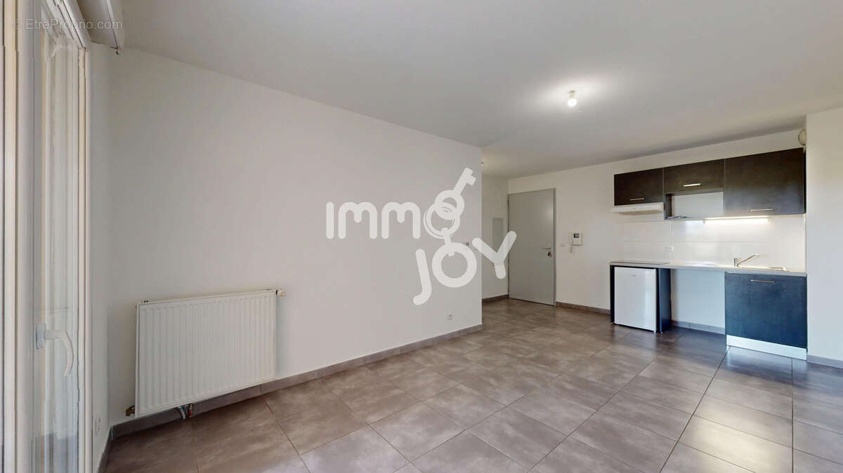 Appartement à SAUVIAN
