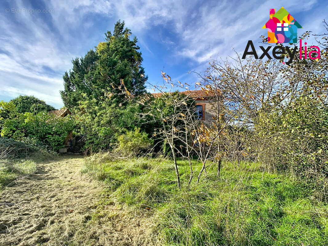 A vendre- roanne- maison à rénover entièrement composée de 2 appartements - photo 4