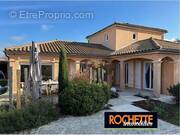 Maison à MONTROND-LES-BAINS