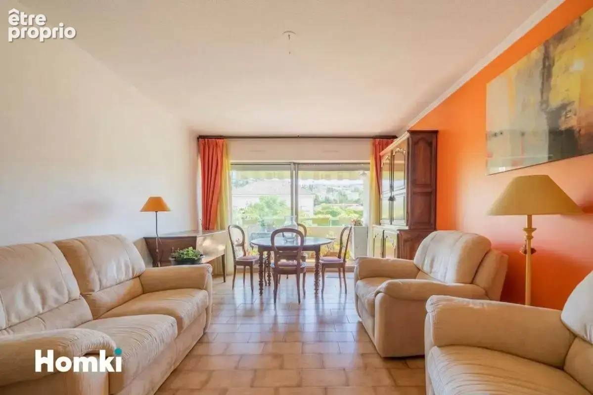 Appartement T4 de 81 m² à Marseille 13013, Boulevard Barry - photo 4