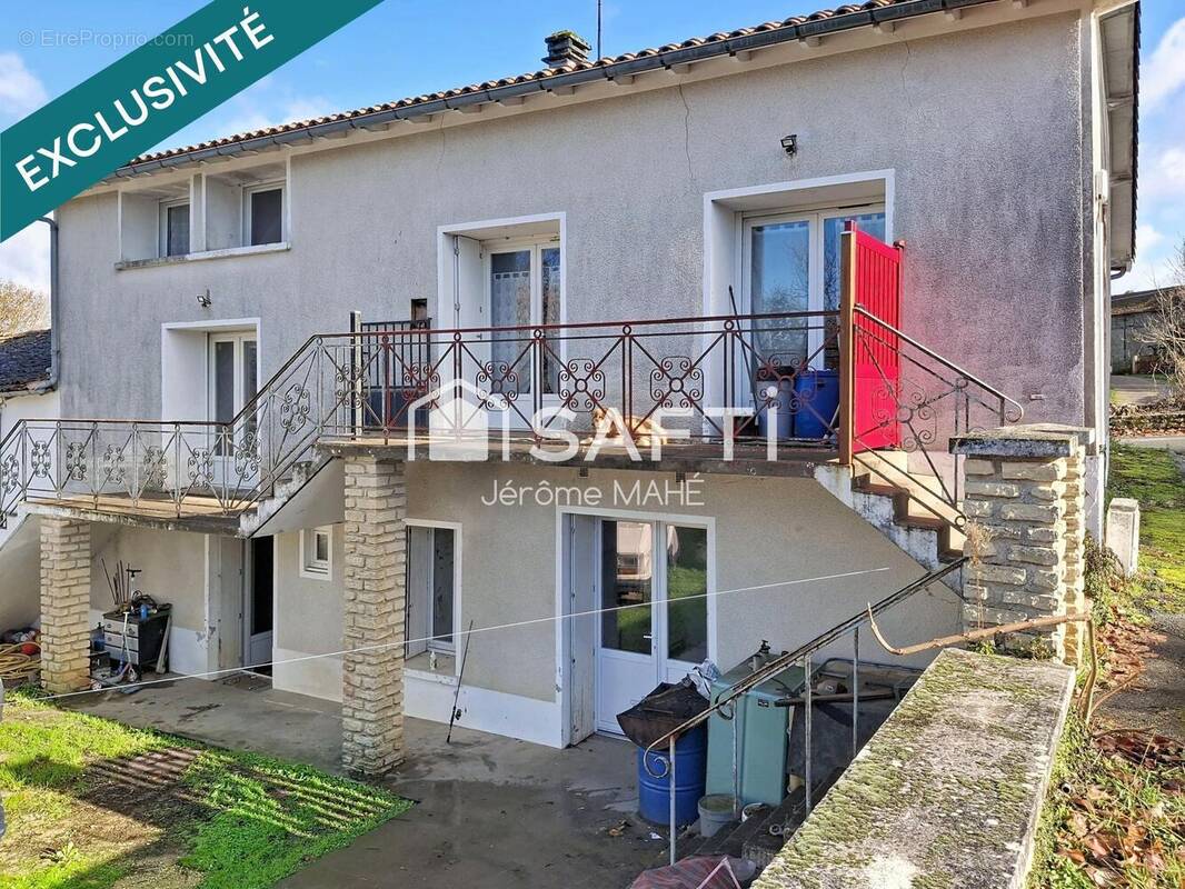 Maison 117 m² à Celles-Sur-Belle  - photo 1
