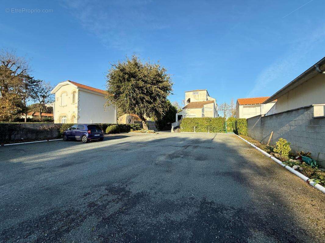 Appartement à VAUX-SUR-MER