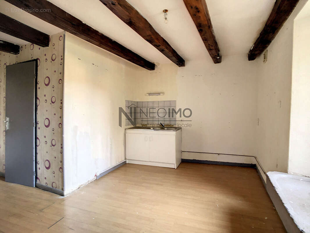 Appartement à NEUFCHATEAU