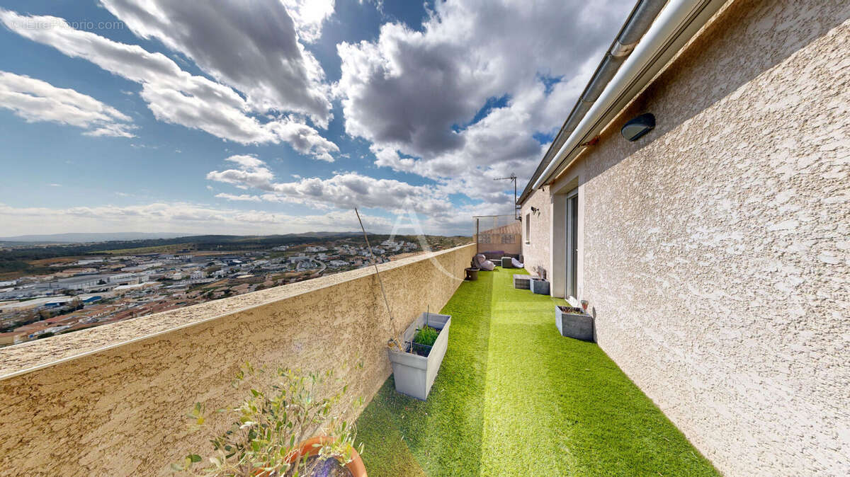 Maison-Appartement de 105m² avec vue incroyable - GARAGE + DOUBLE TERRASSE ! - photo 6