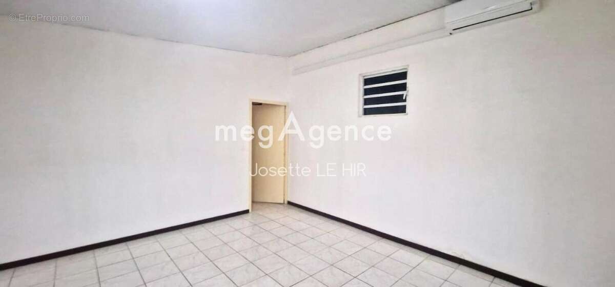 Matoury, maison en bois béton 3 pièces 60 m² - photo 2