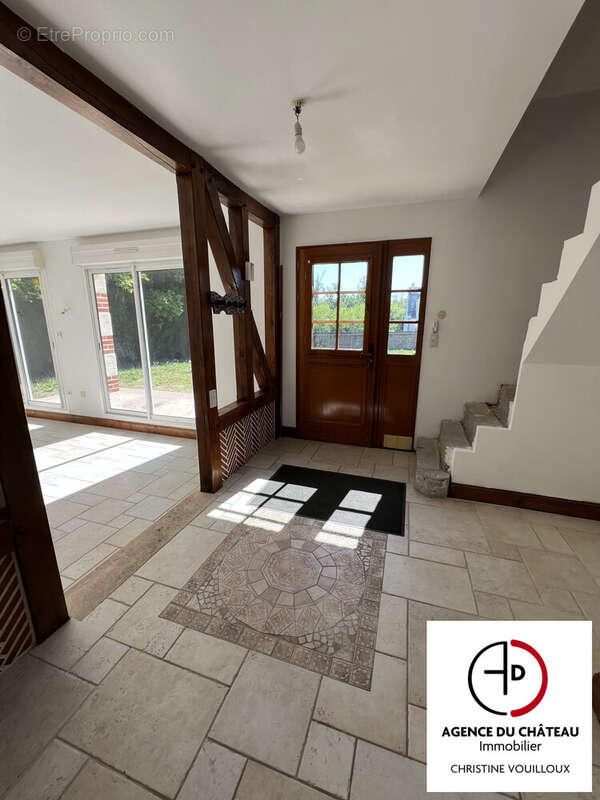 Maison à LES BORDES