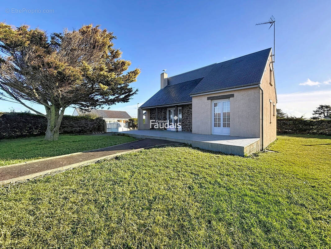 Maison à GOUVILLE-SUR-MER