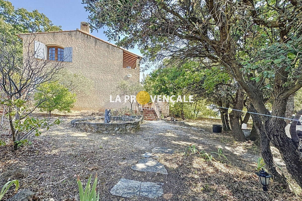 Maison 141 m² à Puyloubier  - photo 9