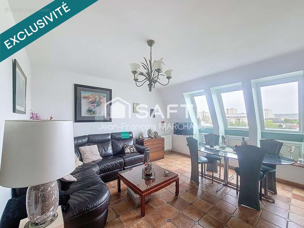 Photo 2 - Appartement à POISSY