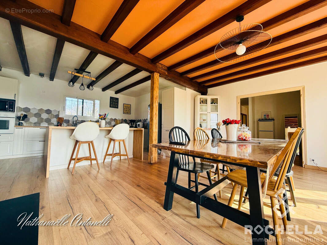 Maison à LES EGLISES-D&#039;ARGENTEUIL