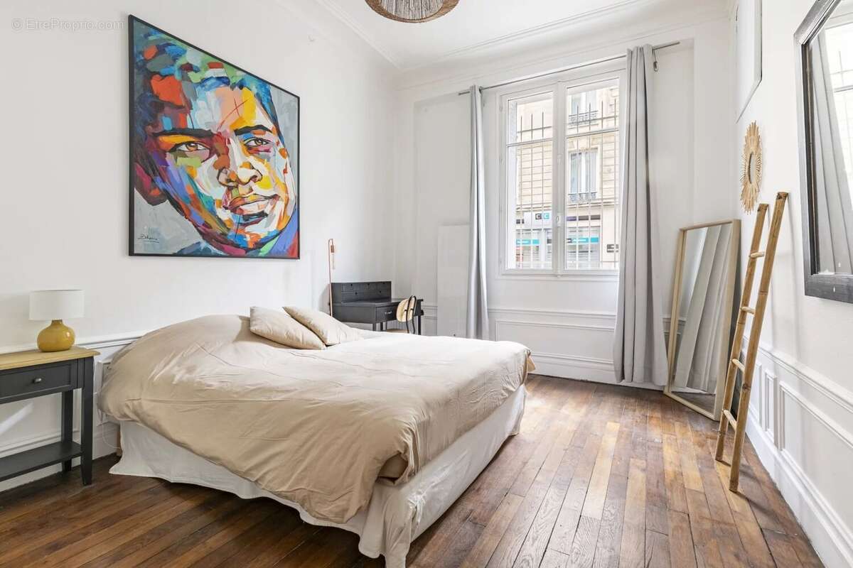 Appartement à PARIS-14E