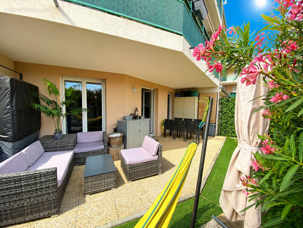 Appartement à SAINT-GENIS-LAVAL