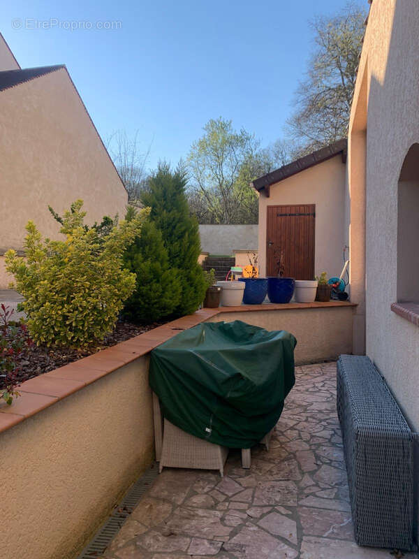 Maison à HARDRICOURT